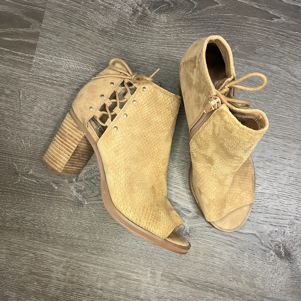 Nine West Brown Suede Peep Toe Ankle Booties Size 7.5